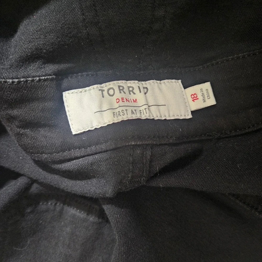 Torrid Denim First At Fit Black Distressed Overalls Plus Size 18 Ripped Edgy